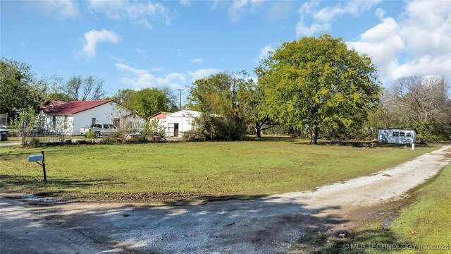 605 E Cherokee St, Marietta, OK 73448