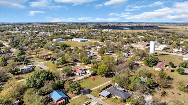 605 E Cherokee St, Marietta, OK 73448