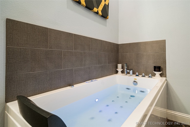 bathroom featuring a bathtub