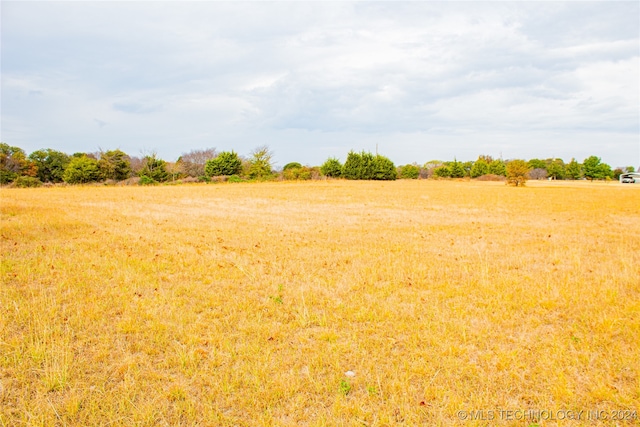 view of nature featuring a rural view