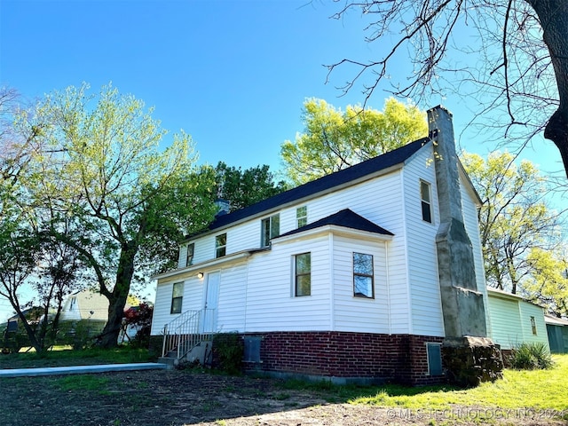 view of side of home