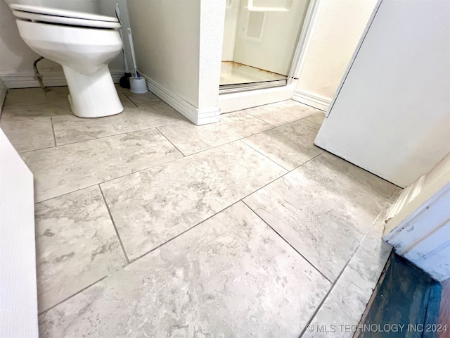 bathroom with walk in shower