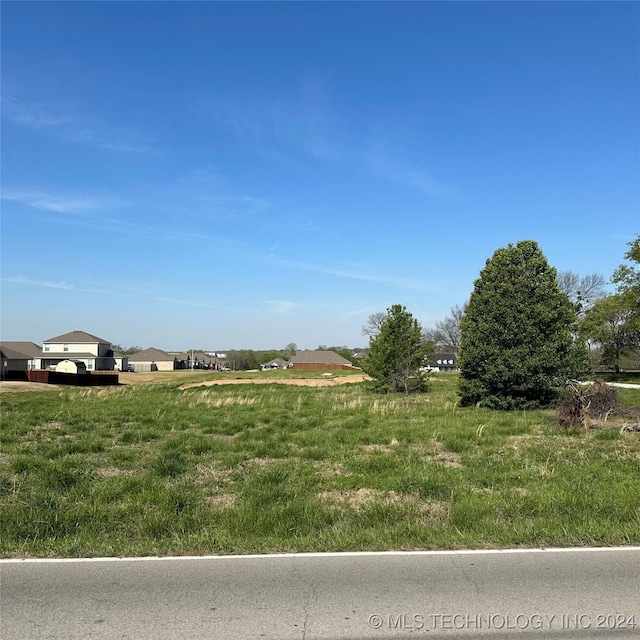 Listing photo 2 for E Midway Rd, Broken Arrow OK 74014