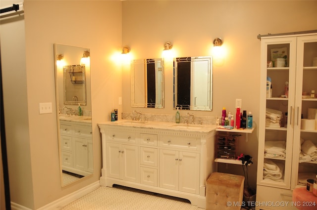 bathroom with vanity