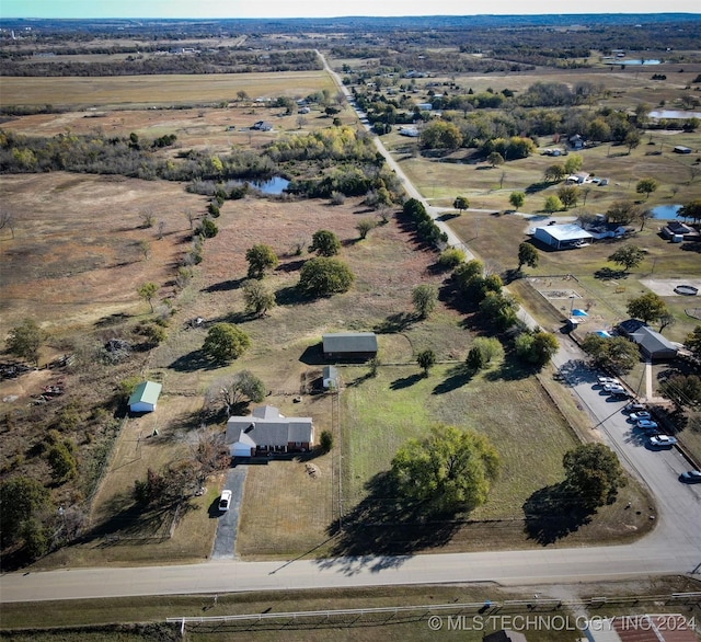 815 S Oak Grove Rd, Cushing, OK 74023 - view of property location featuring rural landscape and a large body of water