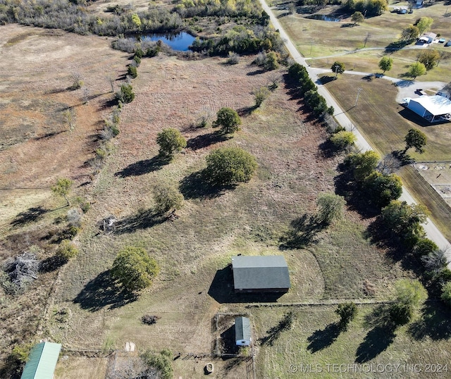 815 S Oak Grove Rd, Cushing, OK 74023 - aerial overview of property's location with a nearby body of water