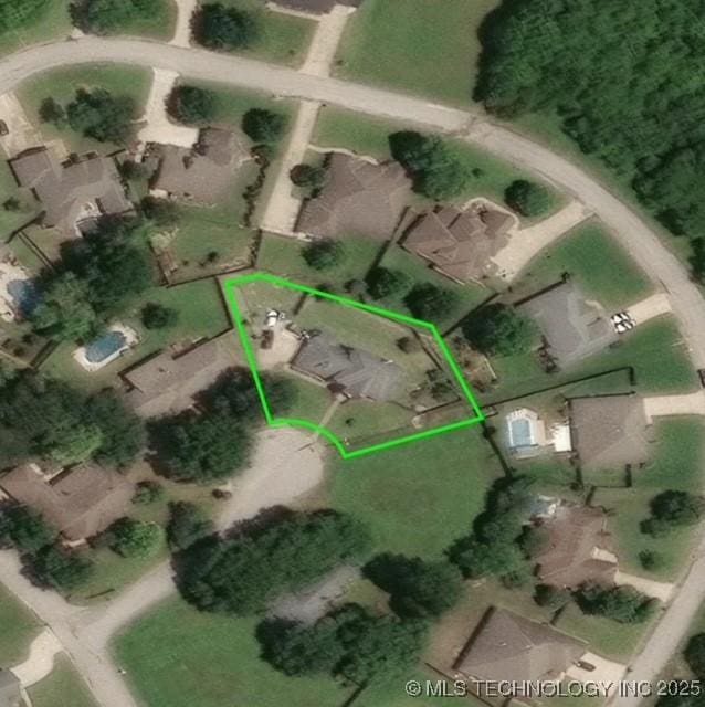 708 Franklin Ct, Ardmore, OK 73401 - drone / aerial view