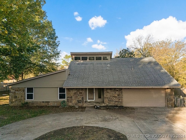 view of front of home featuring a garage