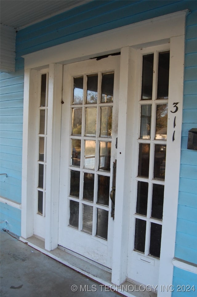 view of entrance to property