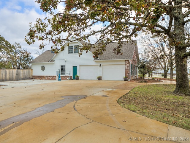 view of front of home featuring a garage