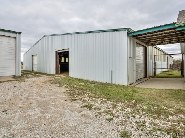 view of outbuilding