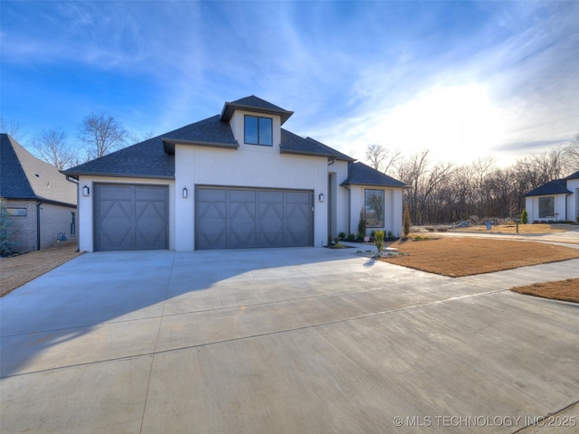 view of front facade featuring a garage