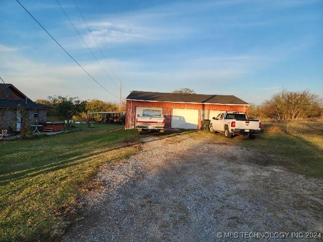 exterior space featuring a yard