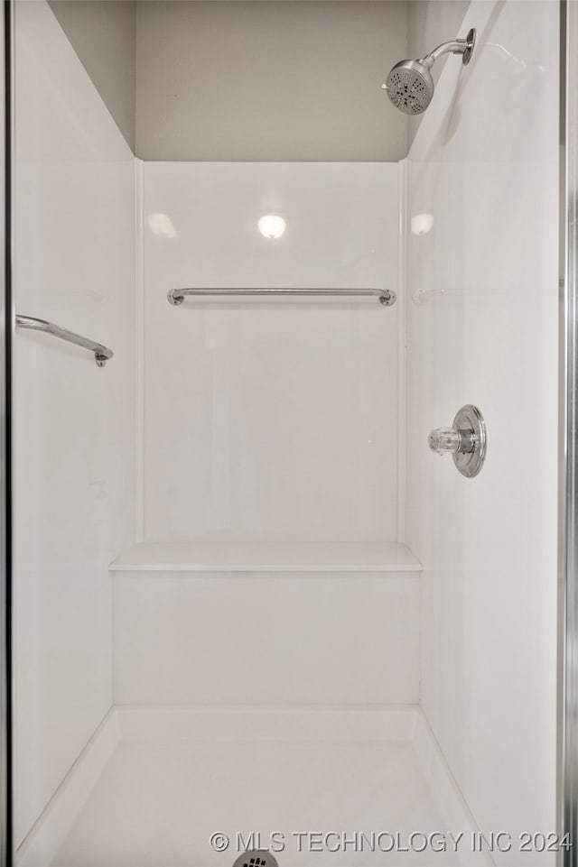 bathroom with walk in shower