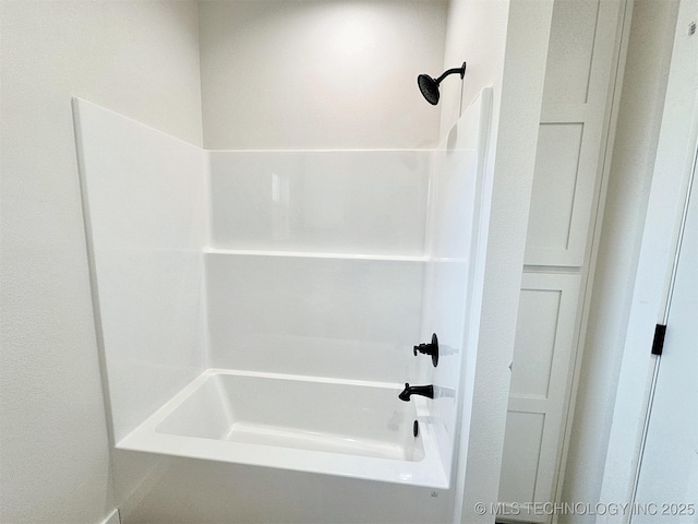 full bathroom featuring shower / washtub combination