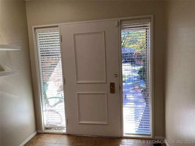 view of tiled entryway