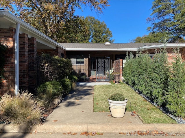 view of property entrance