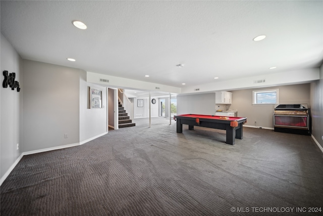 playroom with carpet, a wealth of natural light, and billiards