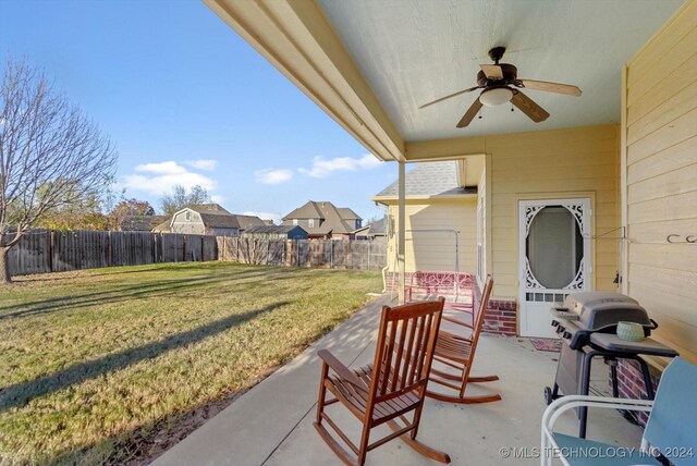 view of patio / terrace with ceiling fan