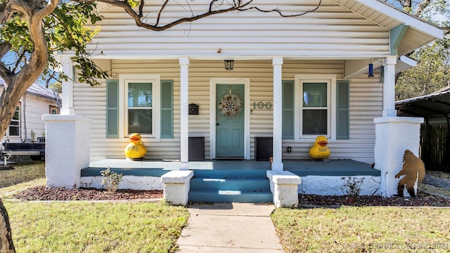 view of front facade with covered porch