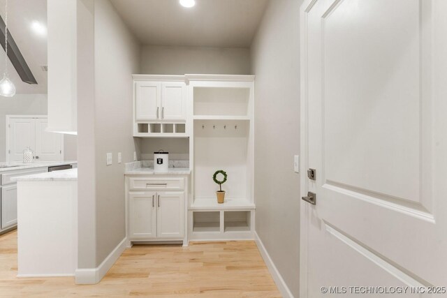 2708 W Van Buren Ct, Broken Arrow, OK 74134 - mudroom featuring light wood finished floors and baseboards