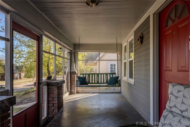 view of unfurnished sunroom