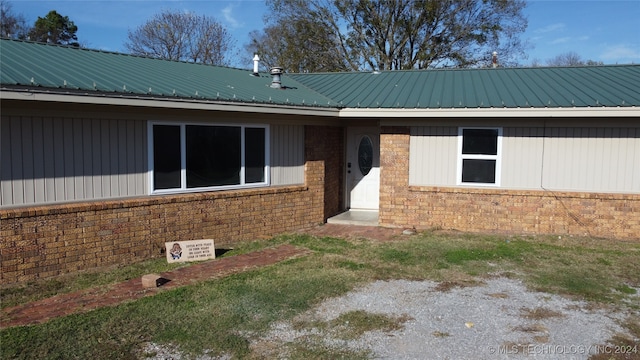 view of front of house