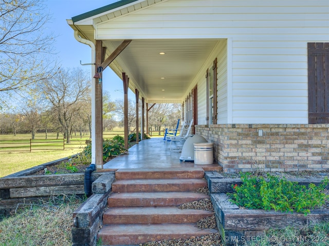 view of patio / terrace with a porch