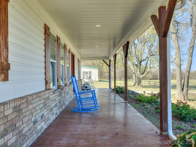 view of patio / terrace featuring covered porch