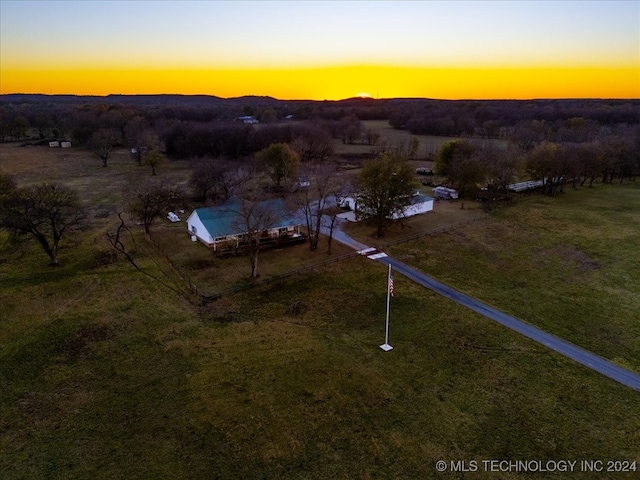 view of aerial view at dusk