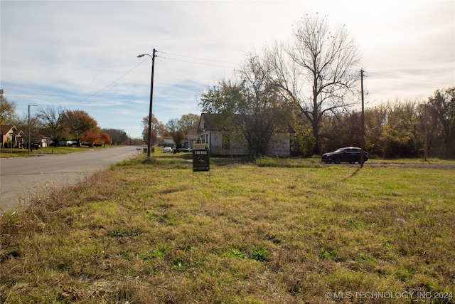 Listing photo 2 for 800 S 5th St, Muskogee OK 74401