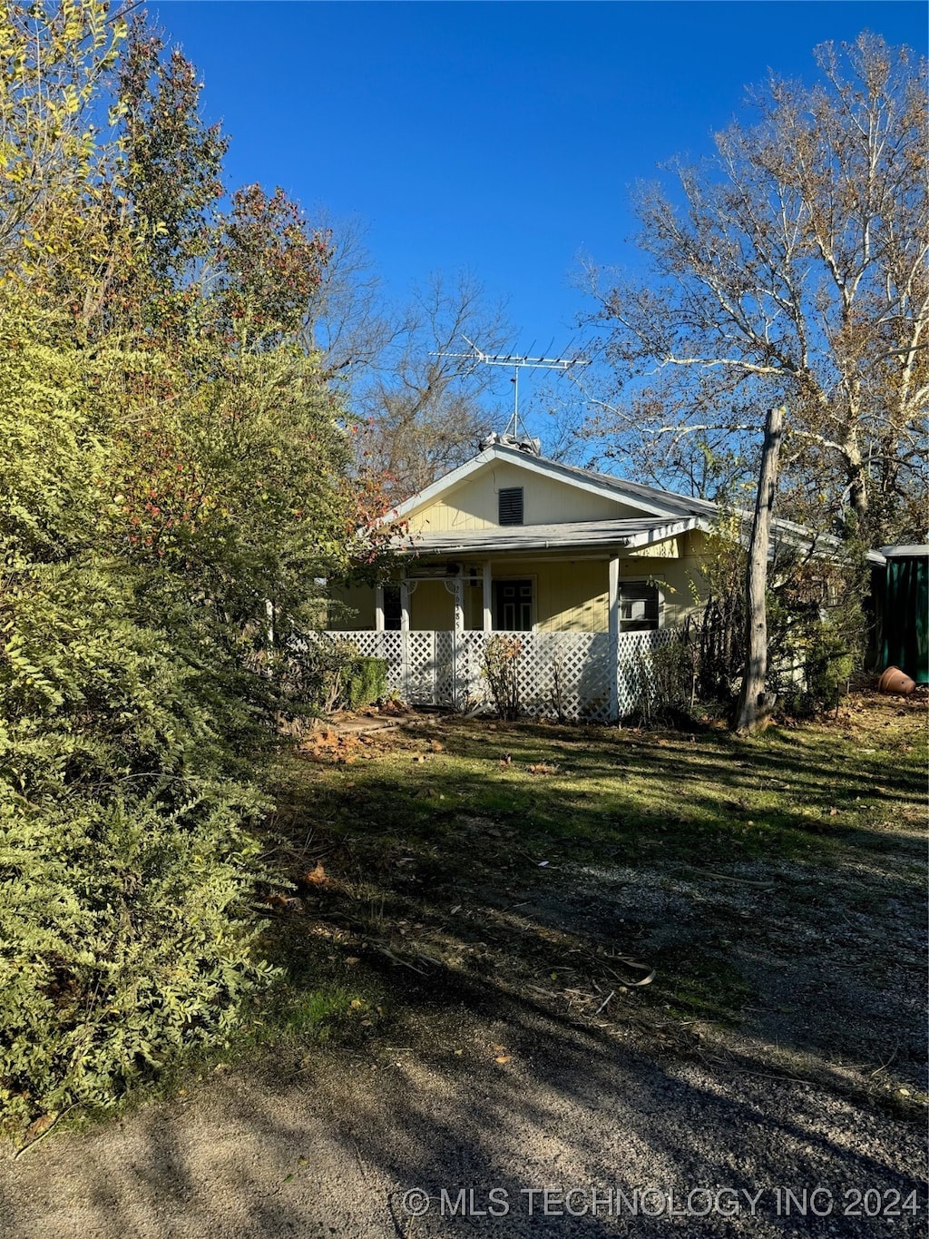 view of side of home