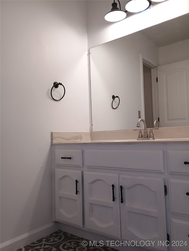 bathroom with vanity