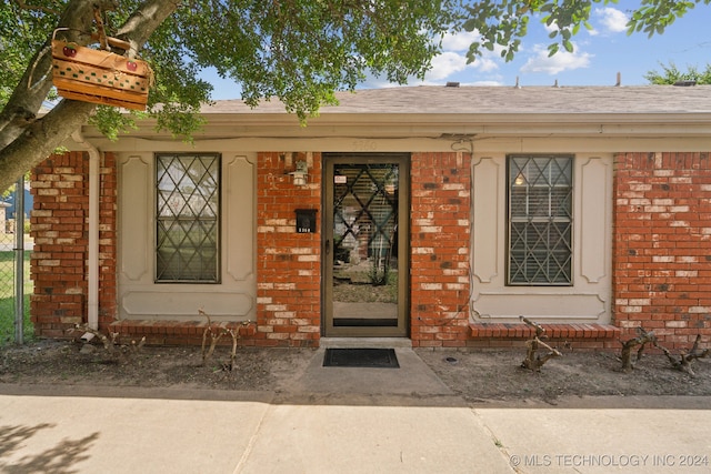 view of doorway to property