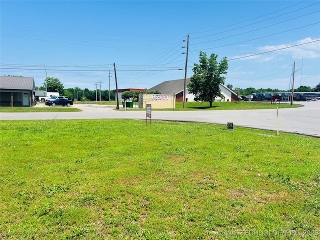 Listing photo 2 for E Chestnut St, Coweta OK 74429