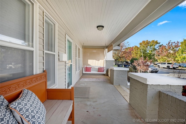 view of patio / terrace with covered porch