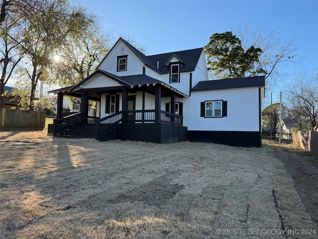 view of front facade with a porch