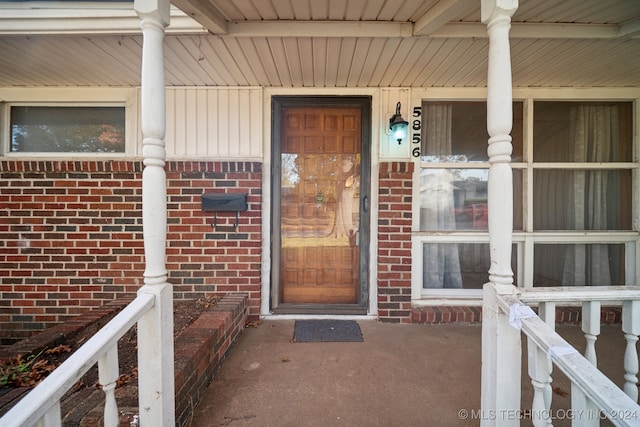 view of property entrance