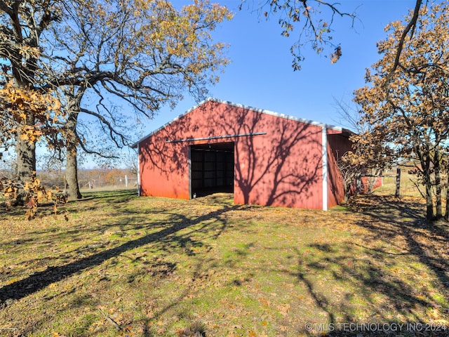 view of outbuilding