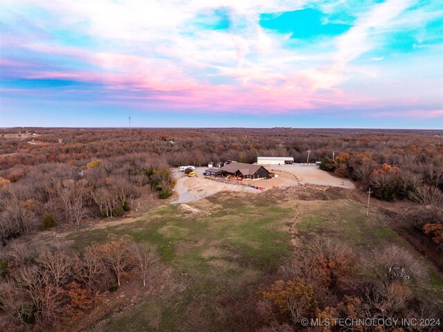 view of aerial view at dusk