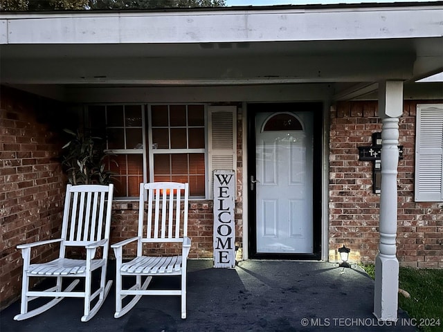 view of property entrance