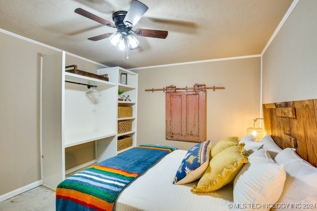 bedroom with light carpet, a textured ceiling, ceiling fan, and crown molding