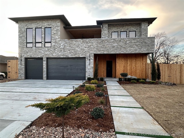 view of front of home featuring a garage