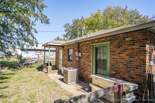 exterior space featuring a patio area