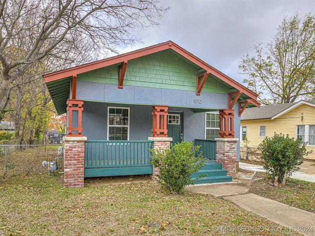 bungalow with a porch