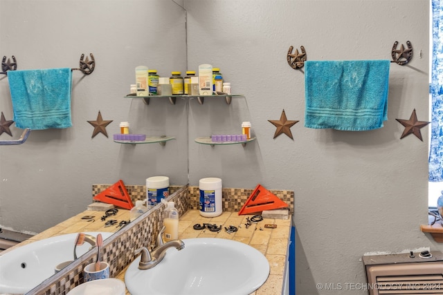 bathroom with sink