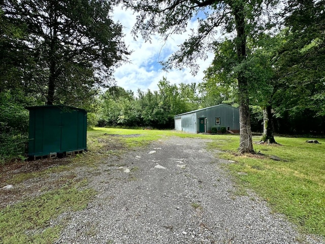 exterior space featuring an outbuilding