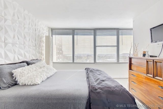 bedroom featuring carpet flooring