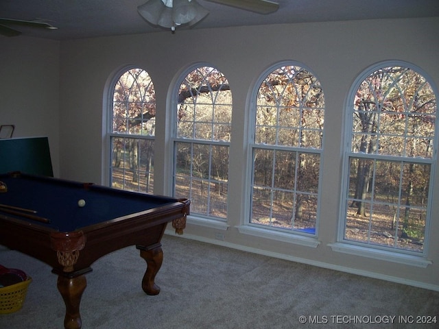 playroom featuring carpet flooring, ceiling fan, and billiards