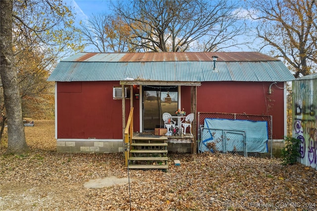 view of outdoor structure